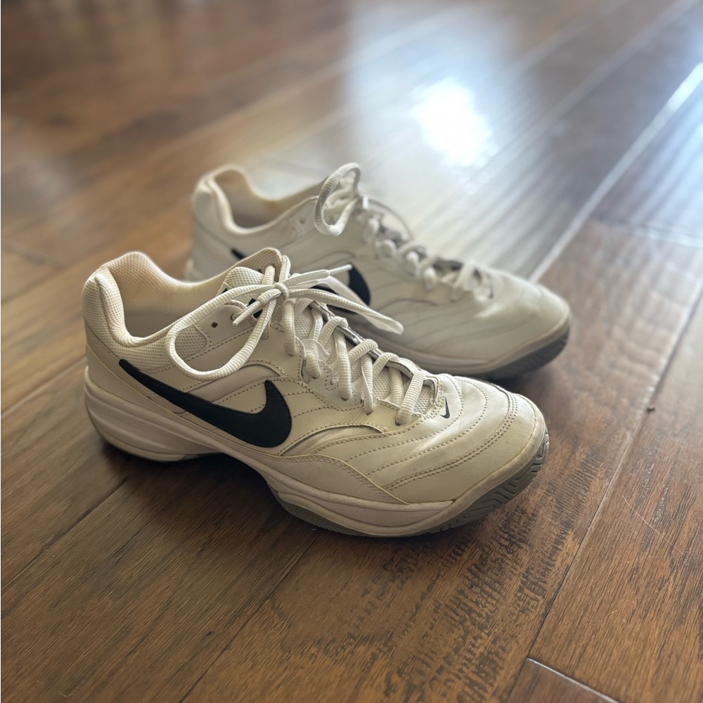 Nike Men's Court Lite 4 Tennis Shoes White and Black